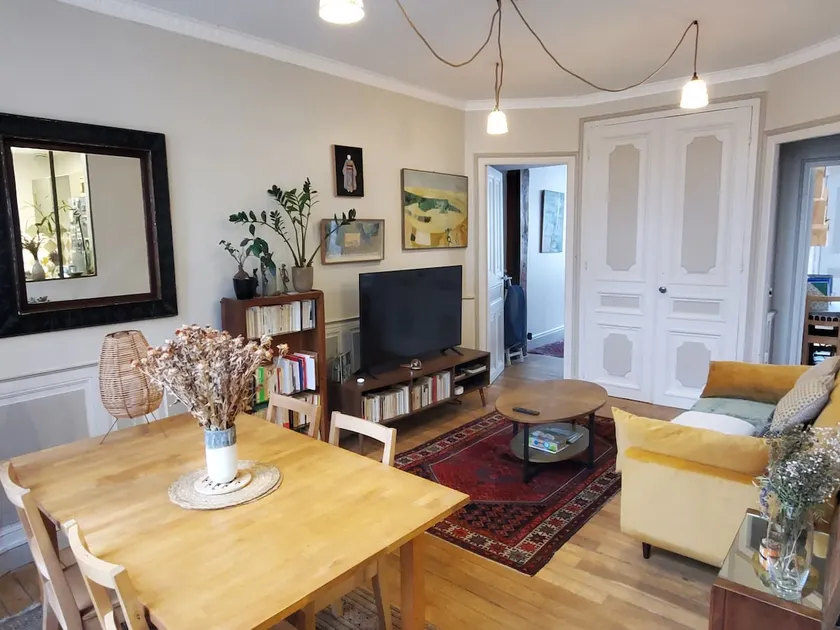 3 rooms in a beautiful passage of Auxerre - Image 1