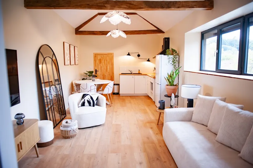 Cozy nest at the foot of the Maupuy - Image 1