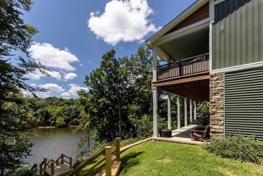 Rough River Lake | 5BR Waterfront | Sleeps 15 - Image 1