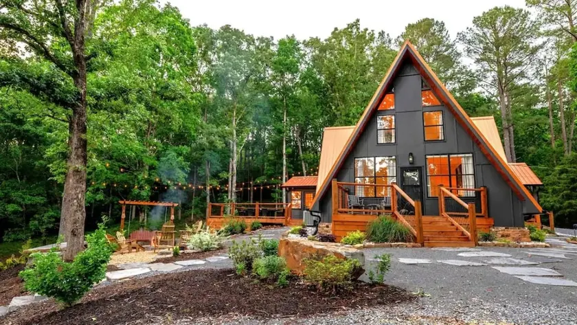 Gorgeous A-frame on 18 private acres 3 bed, 3 bath - Image 1
