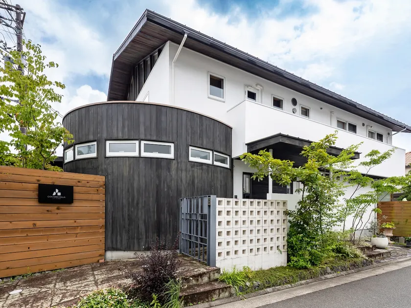 CV Entire villa with sauna in a quiet residential neighborhood | Garden view & 178㎡ luxury space - Image 1