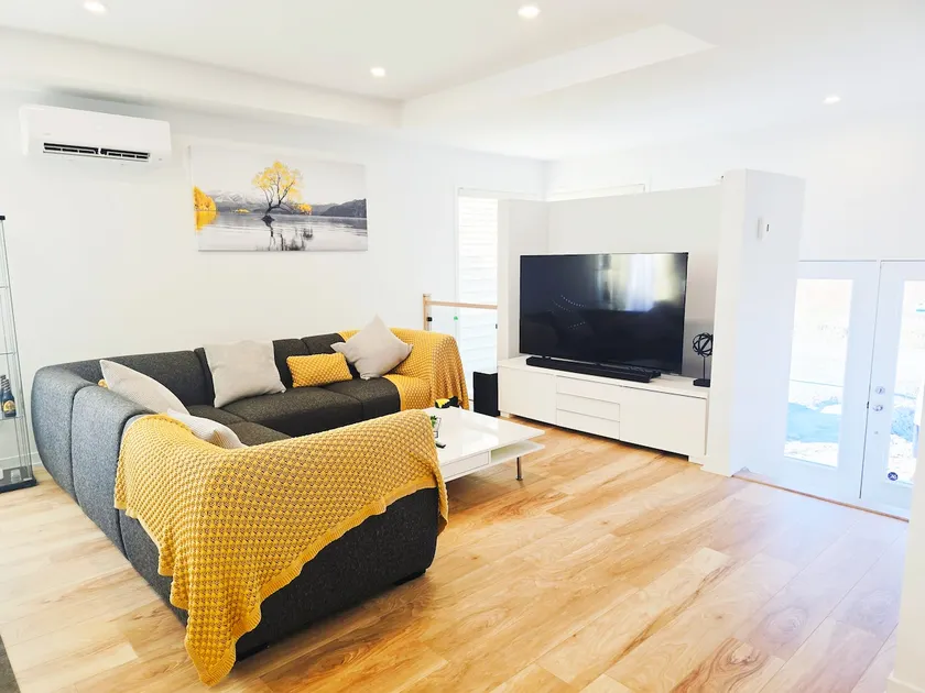 Very nice and luxurious new house for you - Image 1