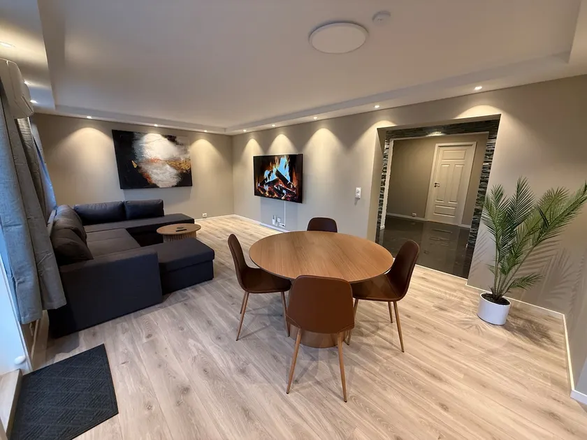 Kristiansund Luxury Apartment - Image 1