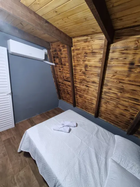 Casino Beach Cabin - Image 1