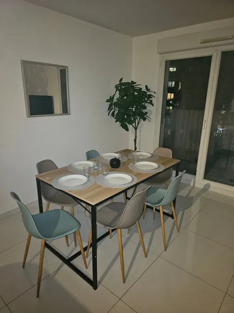 4-room apartment Évry-Courcouronnes - Image 1
