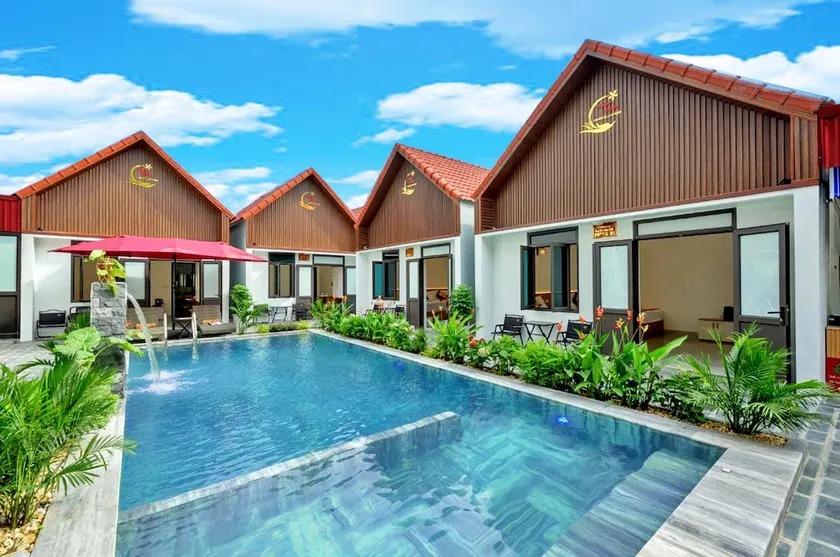25m2 apartment with pool view - Image 1