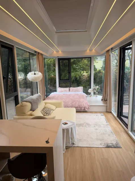 Starlux Home 星宇太空艙 - Image 1