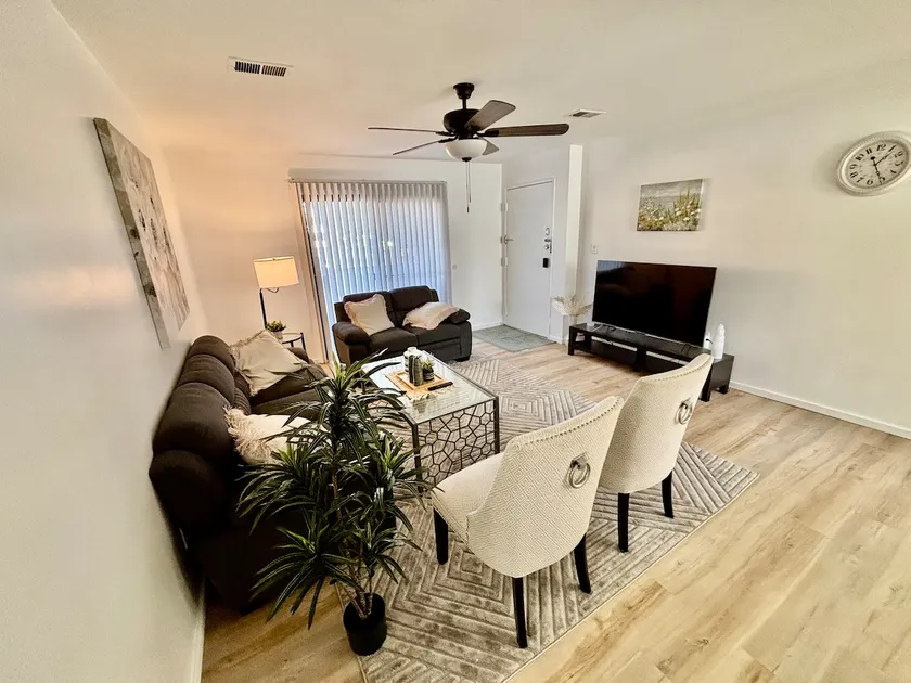 Entire Cozy Apartment Fully Renovated Modern Style - Image 1