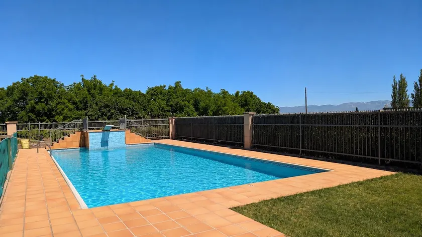 Ideal villa for families and groups in La Rioja - Image 1