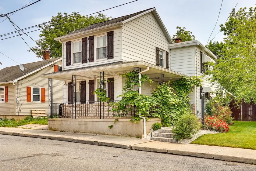 2-BR House | Pet-Friendly | Wi-Fi & Smart TV - Image 1