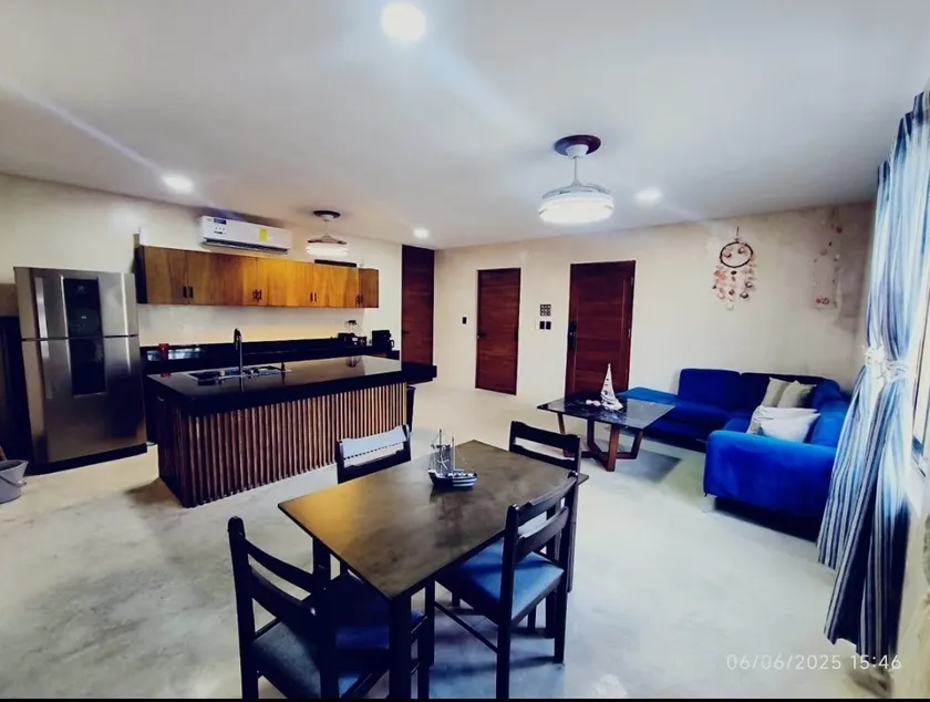 Luxury apartment. Rooftop, pool, elevator - Image 1