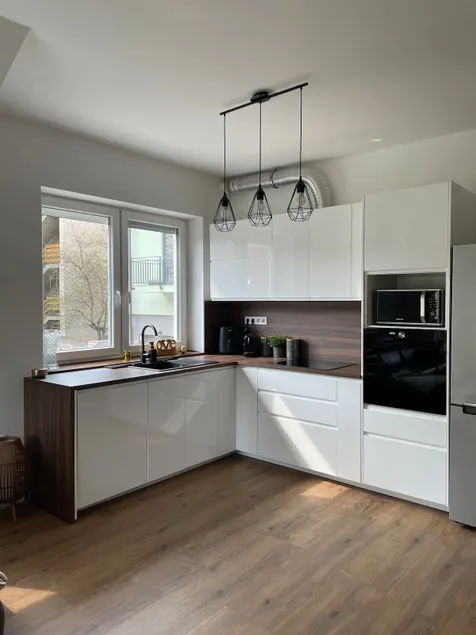BalAdri Home - Image 1
