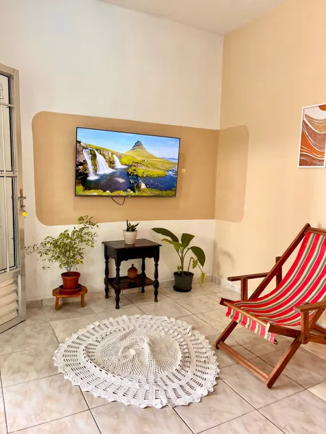 Family home near the beach - Image 1