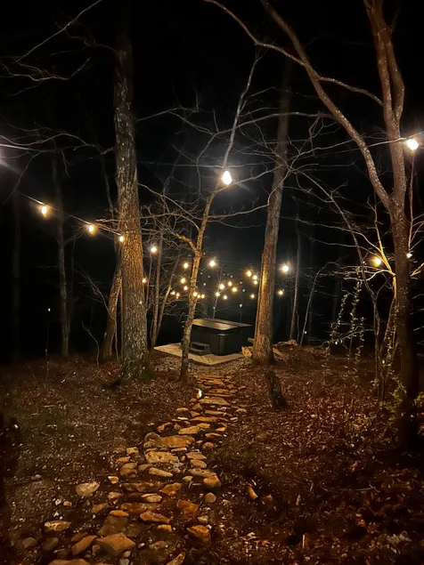 Secluded Shawnee Forest Cabin Creek View | Hot tub - Image 1