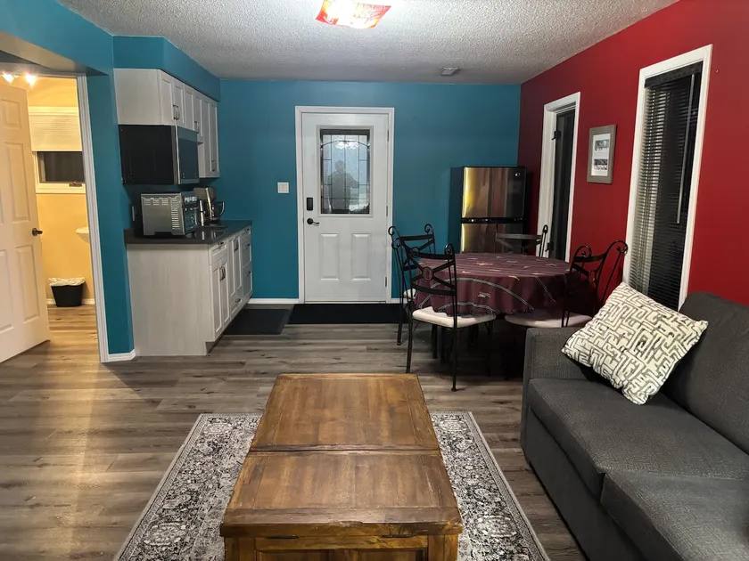 Pine Ridge Suite - Image 1