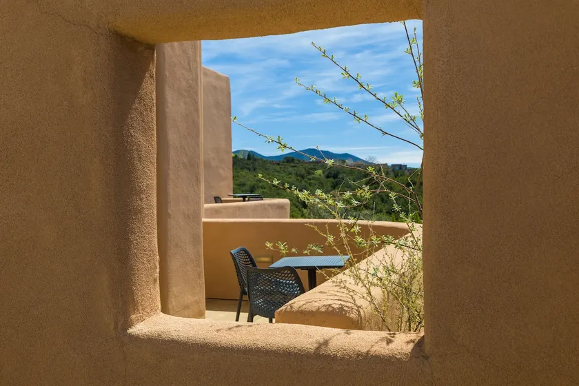 The Ridge at Circle Drive | Luxury Modern Casita - Image 1
