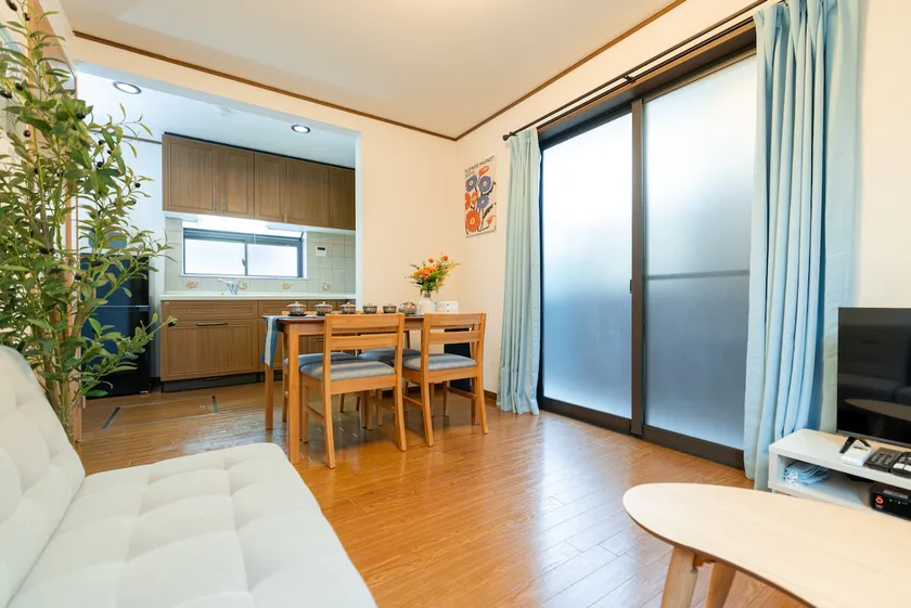 Jasonella's House - Image 1