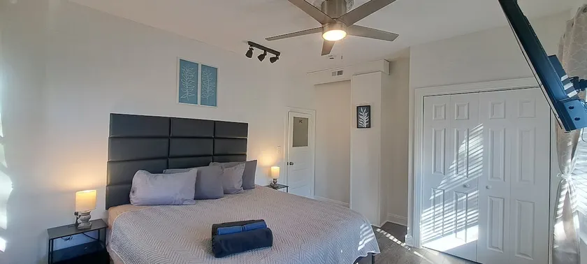 Your Charm's City Pad 24 (king size bed) - Image 1