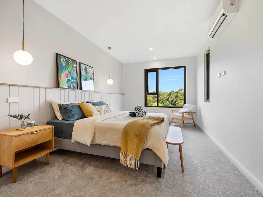 Spacious Oceanfront Stay Overlooking Golf Course - Image 1