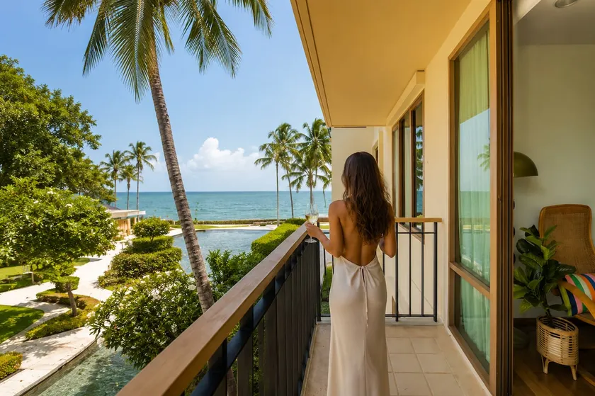Seaview 3rd Floor (2BR) Walk to Cicada Market - Image 1