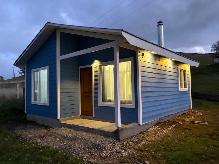 Cabin on a Coyhaique plot - Image 1