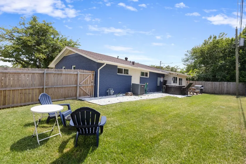 Outdoor Hot Tub | Pets Welcome | Fenced Yard - Image 1
