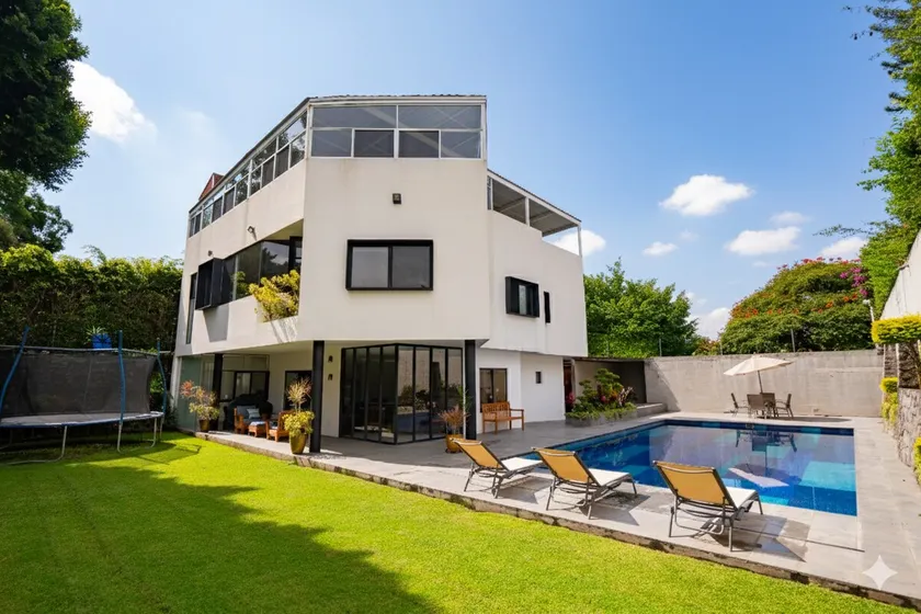 Casa Luan, Pool & Amenities in Sumiya, Morelos - Image 1
