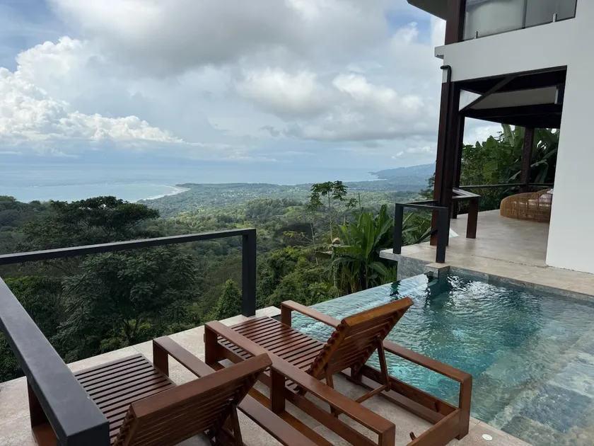 Octagon Villa - Full Oceanview - Image 1