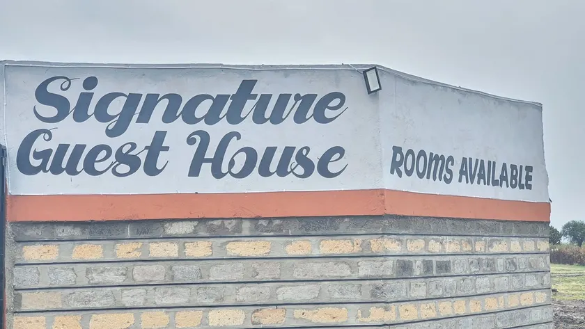 Signature guest house - Image 1