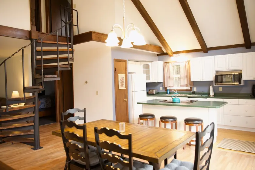 Carly Brooke Home~Cozy Country Retreat~ Ski Areas - Image 1