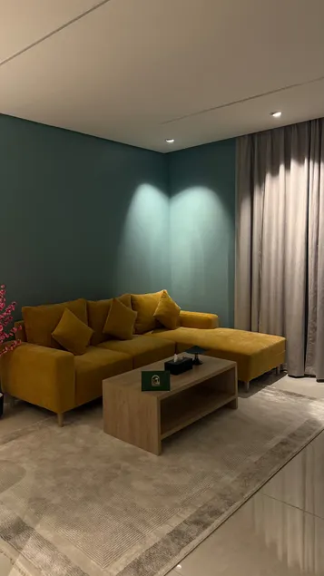 Luxury Suite Room and Lounge 205 - Image 1