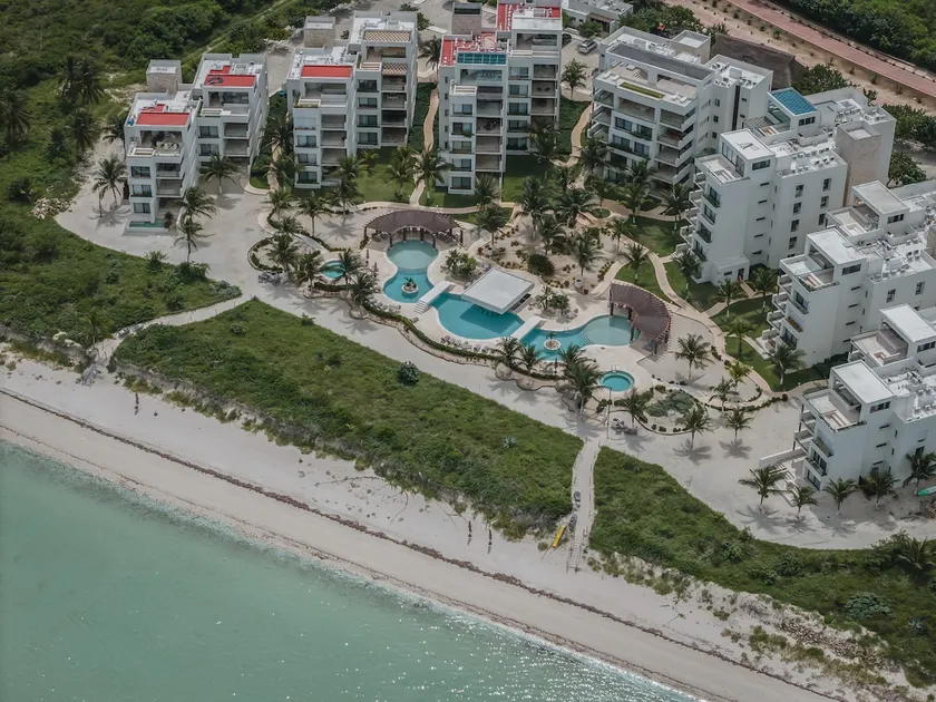 Luz y Brisa Front Beach Apartment - Image 1