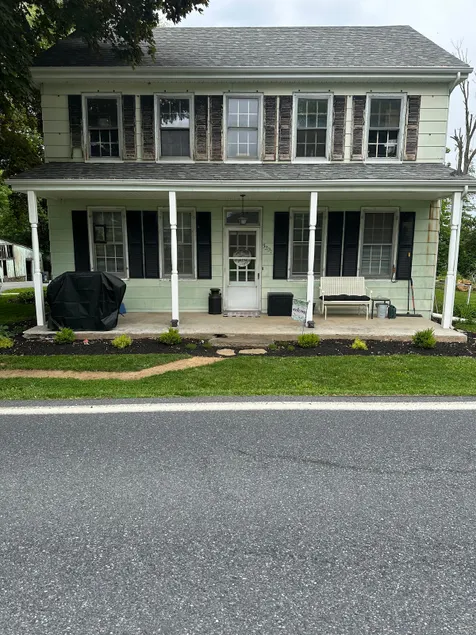 Historic Farmhouse on 7 Acres - Image 1