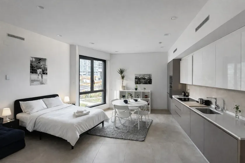 Bright, modern studio with pool and gym. - Image 1
