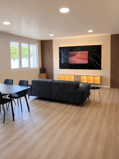 Large, bright, air-conditioned 3-room apartment – 80 m² in Sedan - Image 1