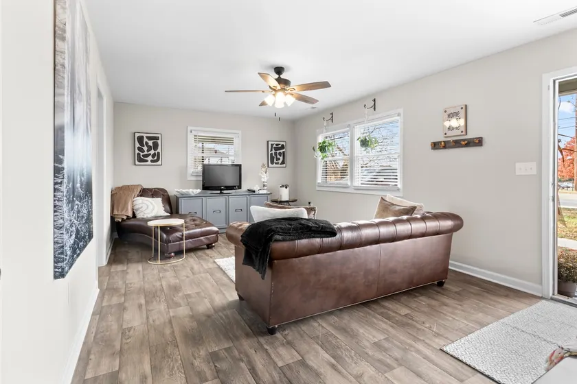 Welcome! Cozy 3BR Oasis, Perfect location by AAMU. - Image 1