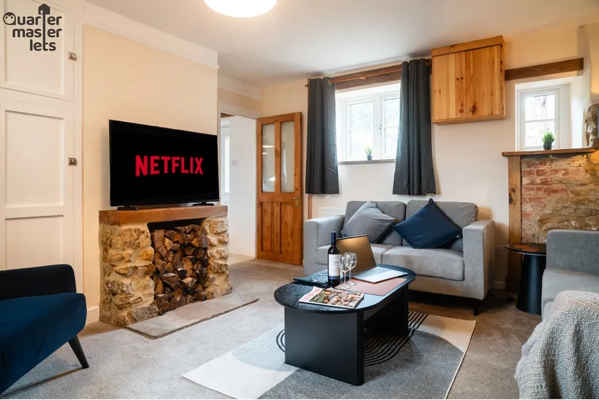 3 Bedroom House that Sleeps 6 - Image 1