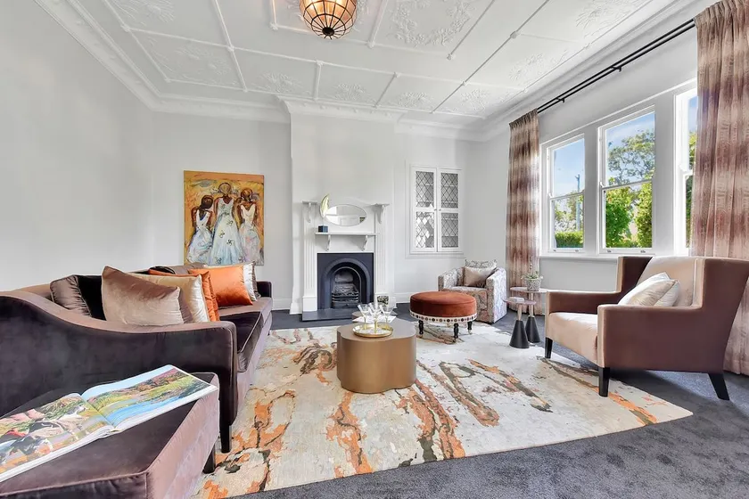 Merewether House 1910 - Iconic and Luxury Home - Image 1