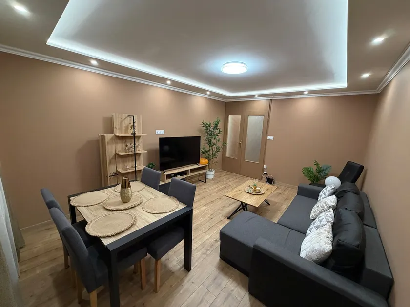 New apartment, close to highway, easy parking - Image 1