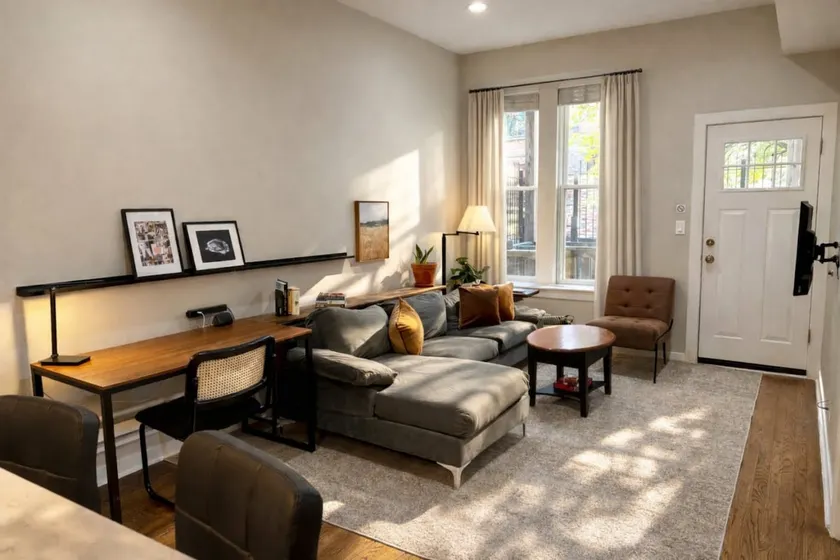 Flexhome West Town - Spacious 2BR Duplex - Image 1