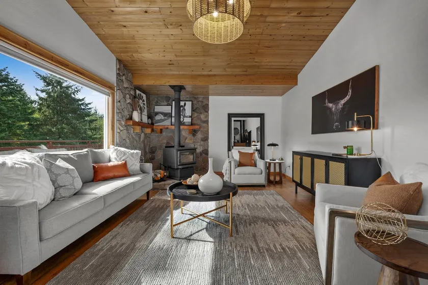 Stylish, Modern, Farmhouse Retreat! - Image 1