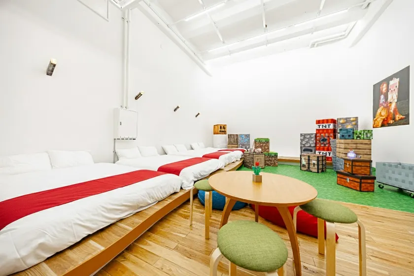 Family Labs,渋谷駅徒歩10分,2シャワー,6ベッド,巨大プロジェクター付 - Image 1
