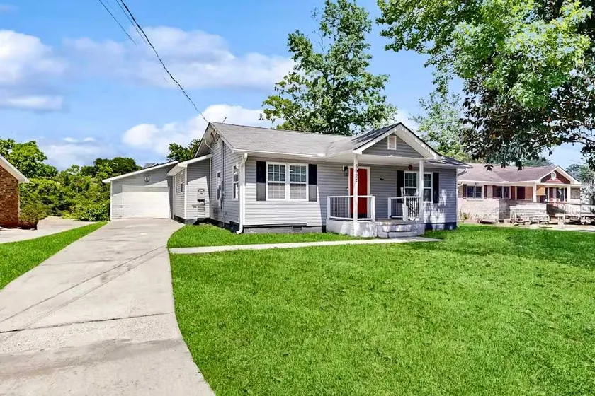 Updated 3BR Pet-Friendly Home Near Charleston - Image 1