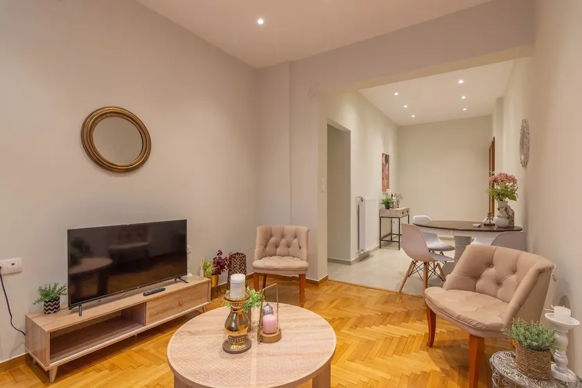 Prime 2BR Apartment Next to Kallimarmaro Stadium - Image 1