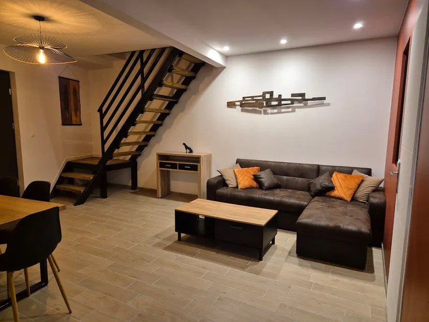 House with a beautiful view - Image 1