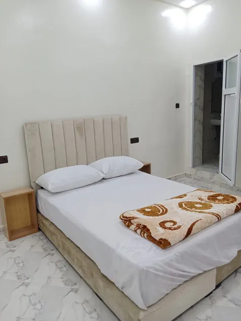 Modern apartment for rent - Image 1