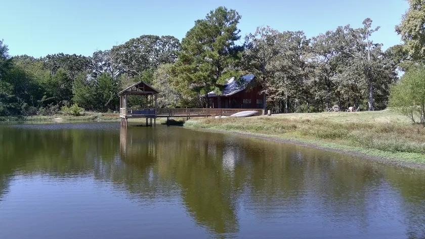 FlyAway Retreat! 2-Story Cabin on Pond with Dock - Image 1