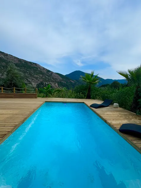 Villa between sea and mountains - Image 1