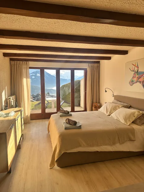 Charming little studio - Image 1