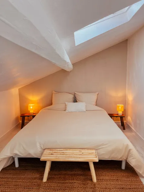 *CASA CALMA* - Beautiful 1-bedroom apartment - Large Shower Air-con - Image 1